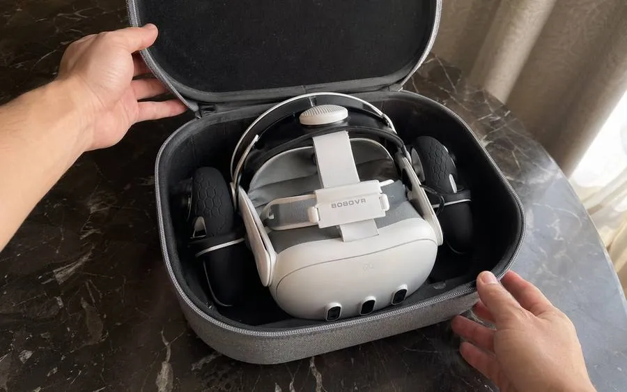 VR в подарок — Quest 3 на праздничном столе